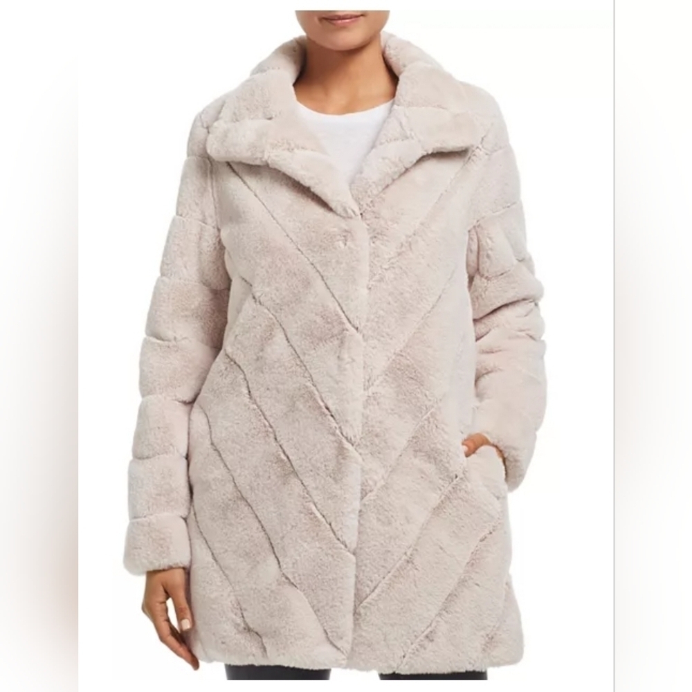 Calvin Klein Faux Fur Teddy Coat Sz. L Blush Mob Wife